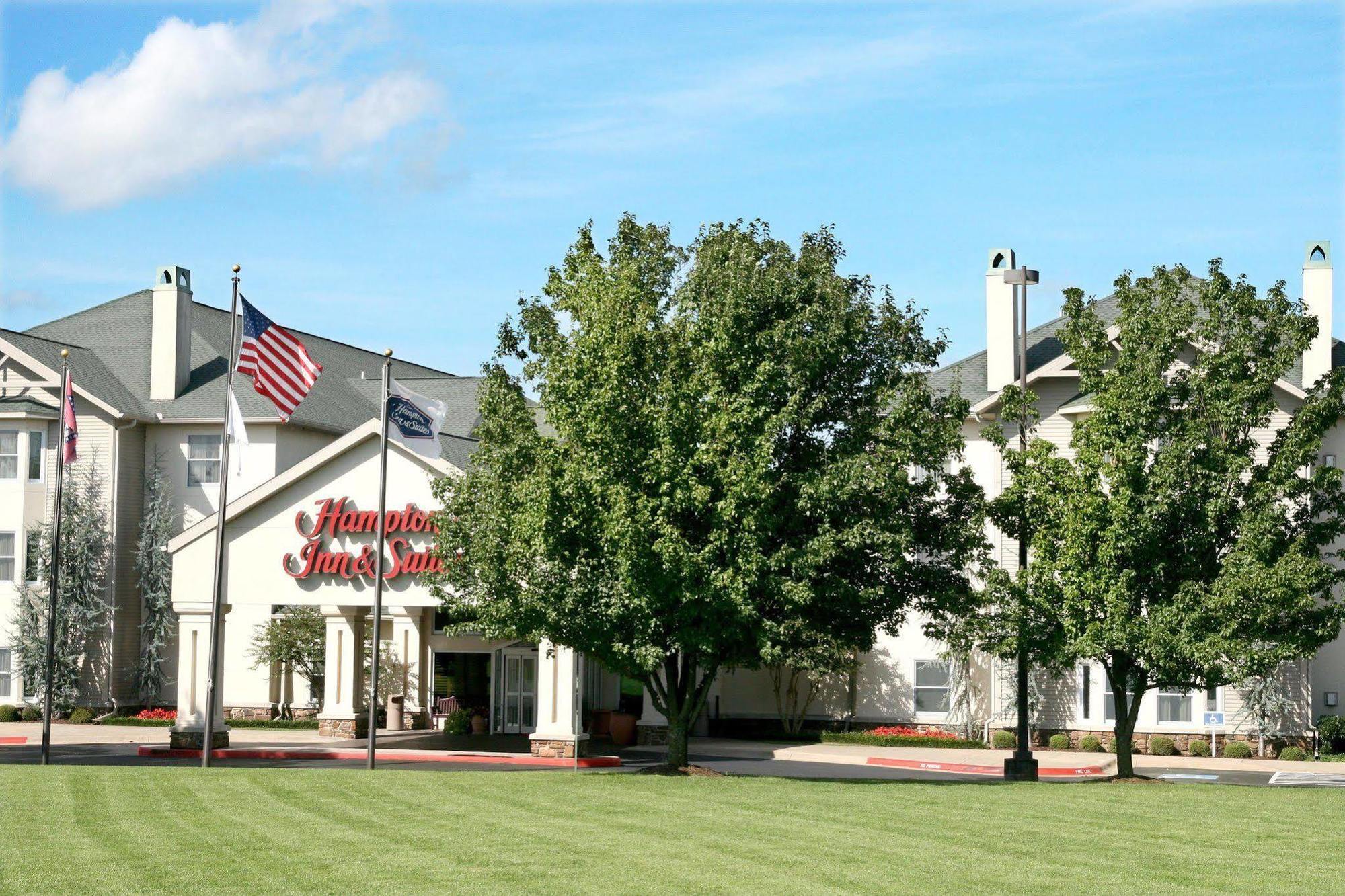 Hampton Inn And Suites Springdale Exterior foto