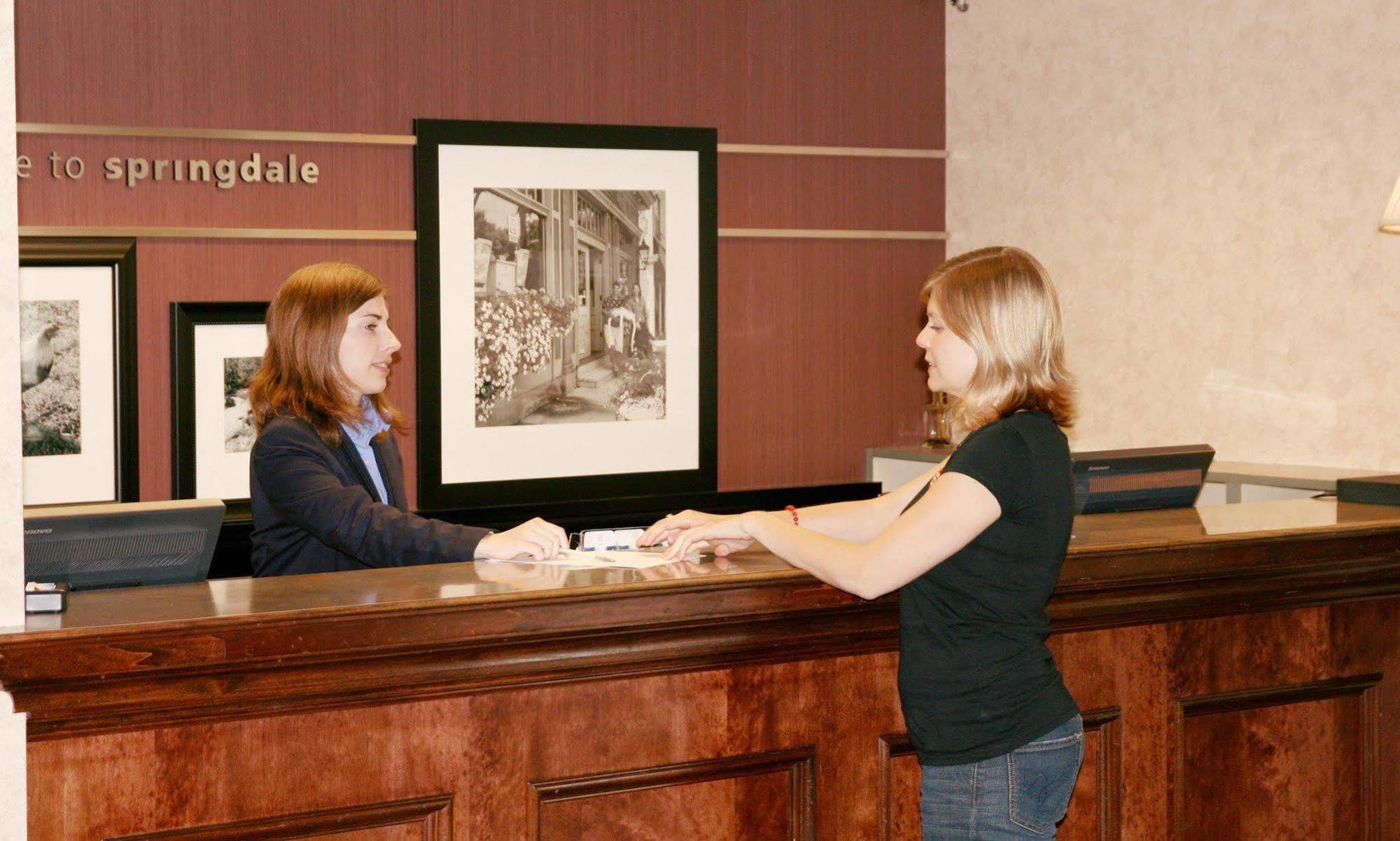 Hampton Inn And Suites Springdale Interior foto